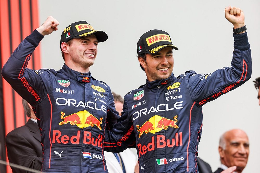 Oracle Red Bull Racing pilotos foto 1