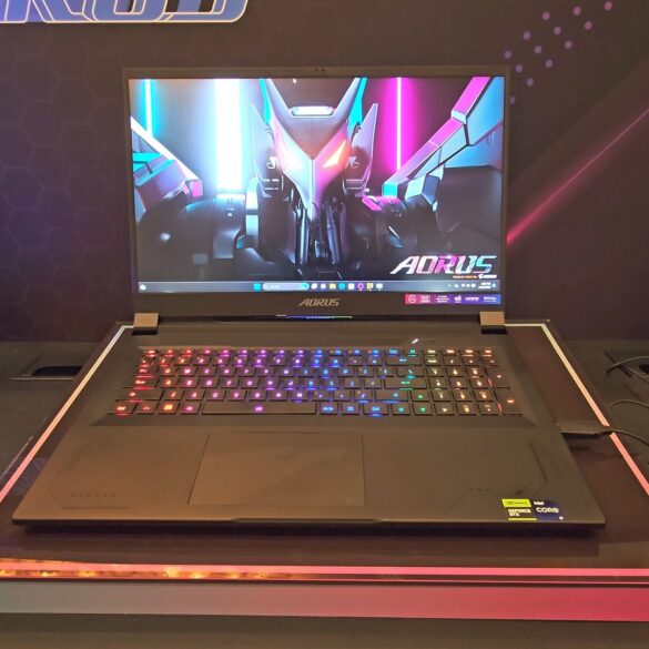 Primeras impresiones GIGABYTE AORUS 17X 2024