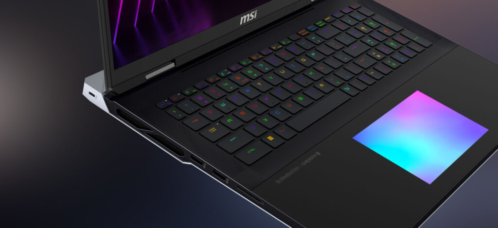 MSI Titan 18 HX foto 1