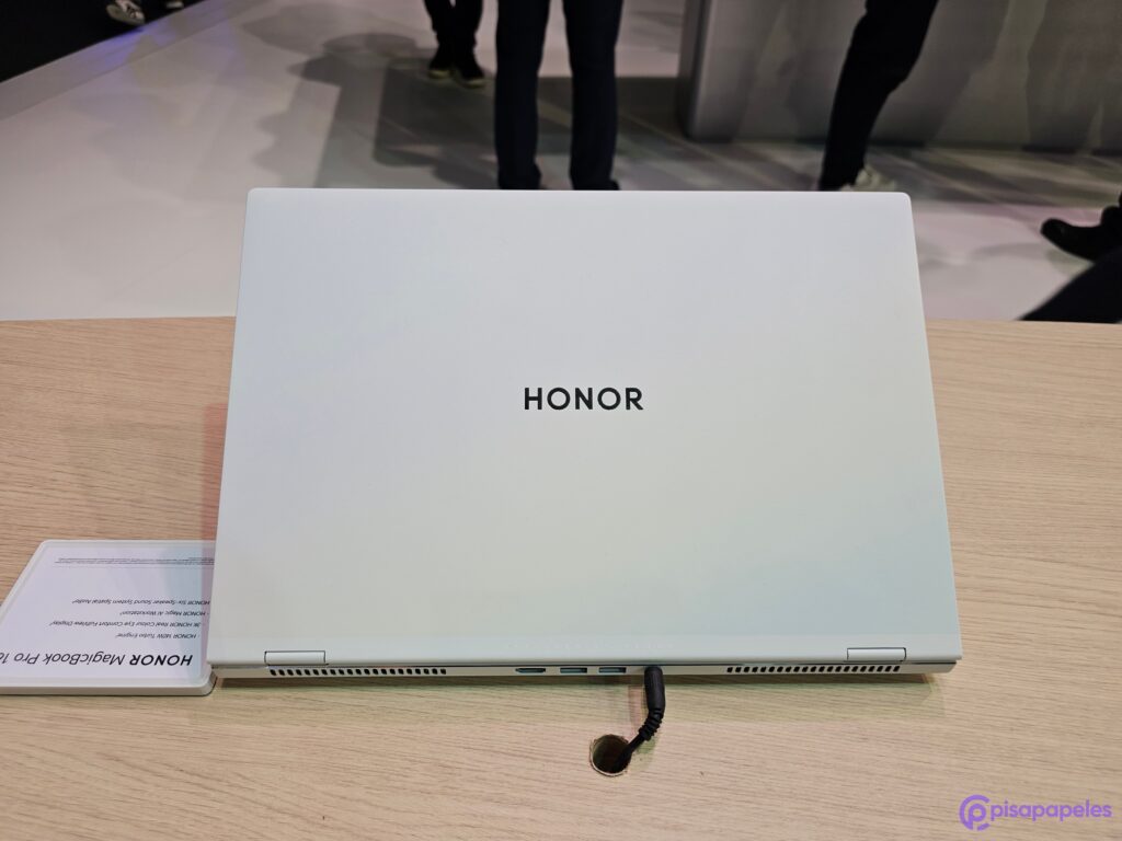 Honor MagicBook Pro 16