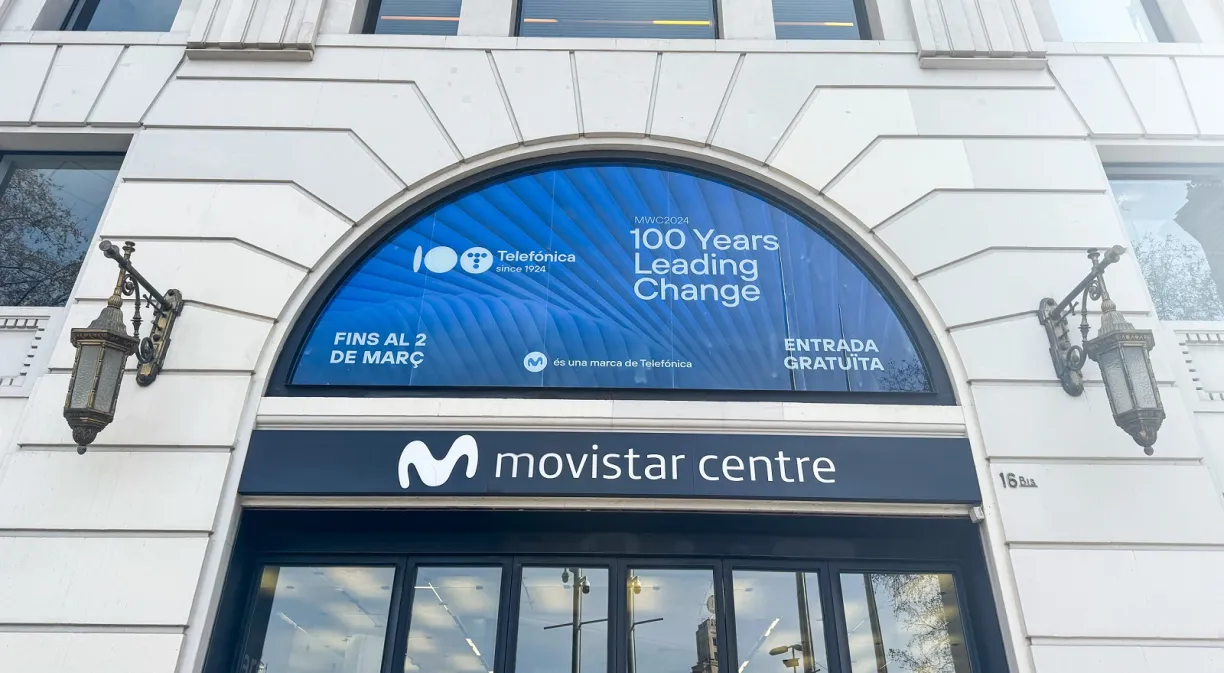 Telefónica Móviles (Movistar) acuerda un crédito de CLP $371 mil millones con el Grupo Telefónica para fortalecer su liquidez en Chile