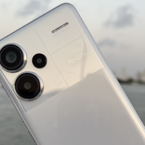 Xiaomi Redmi Note 13 Pro+