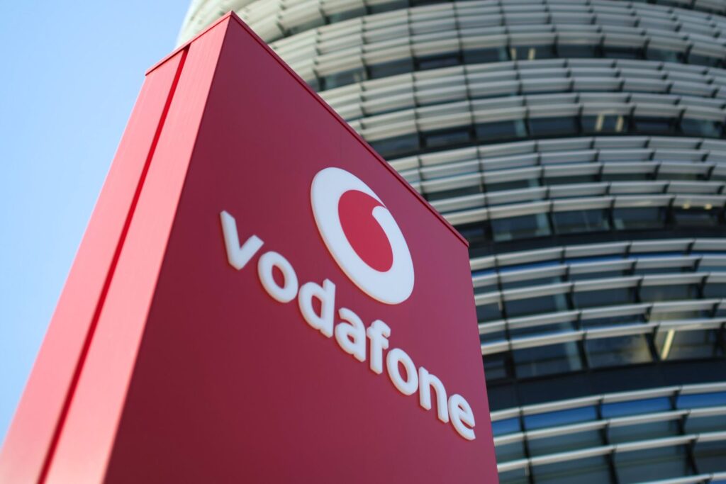 Samsung y Vodafone completan la primera llamada de datos con procesadores AMD en una red RAN abierta
