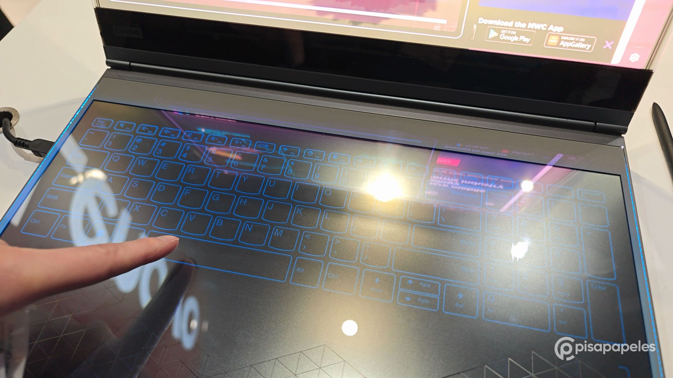 Lenovo Laptop Transparente