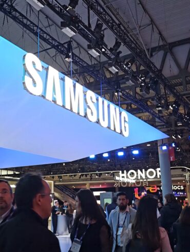 Stand Samsung MWC24