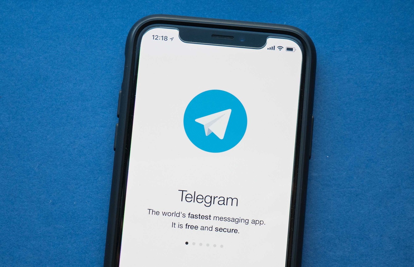 Ordenan a Apple retirar WhatsApp, Threads, Signal y Telegram de la App Store en China