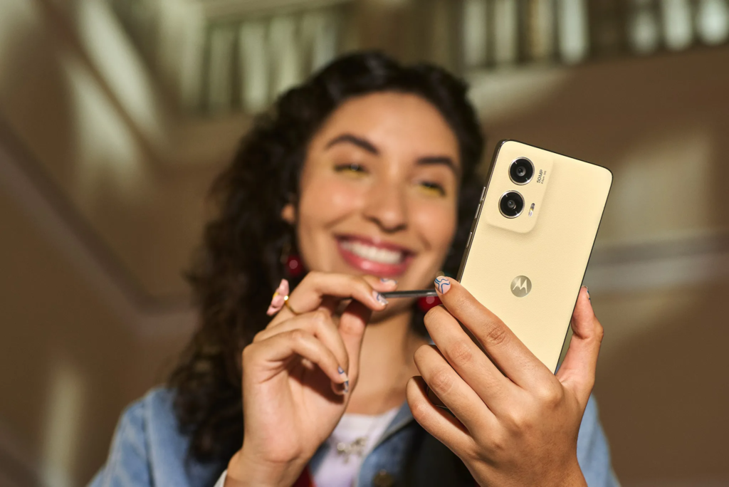 Motorola Moto G Stylus 5G (2024) es presentado oficialmente con carga inalámbrica y pantalla OLED