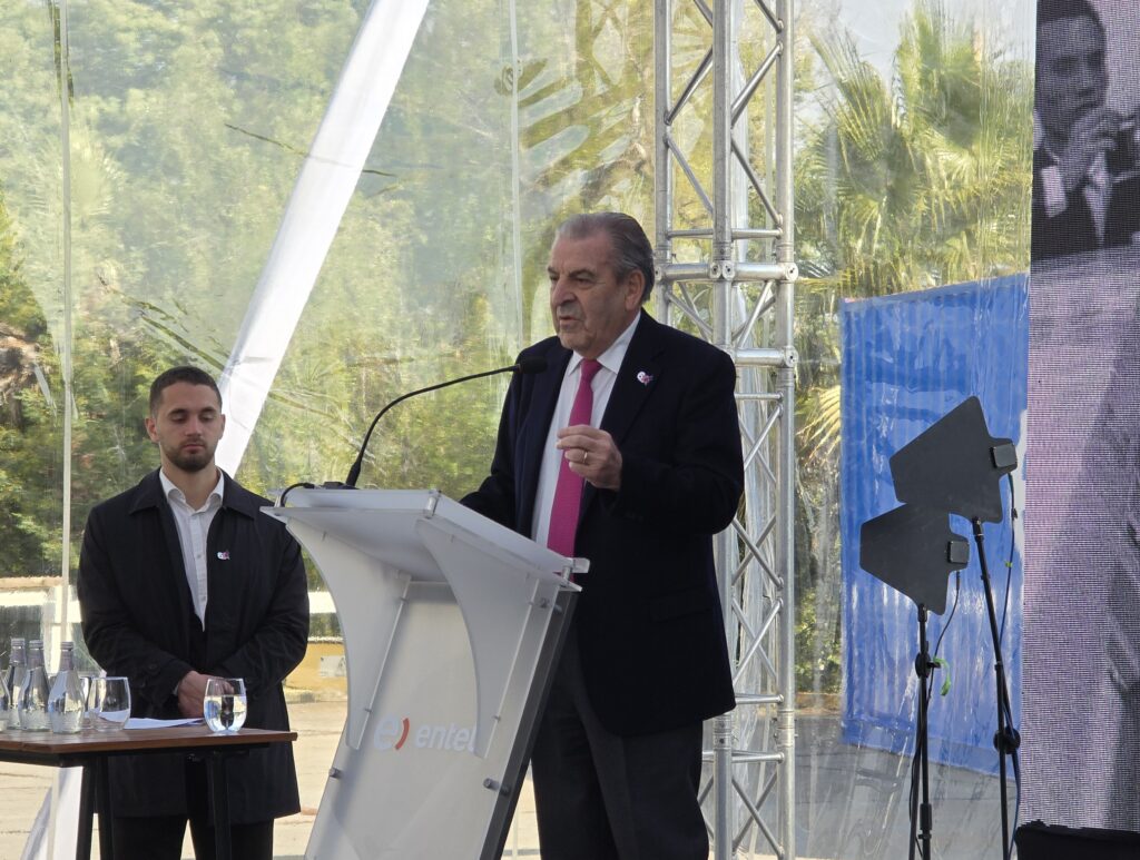 55 años llegada del humano a la Luna Entel Longovilo Eduardo Frei Ruiz-Tagle foto 1