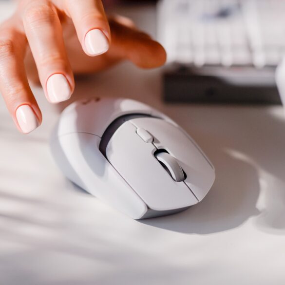 Logitech g309 lightspeed