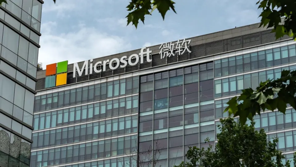 Microsoft obligará a los trabajadores chinos a abandonar Android y empezar a utilizar iPhone