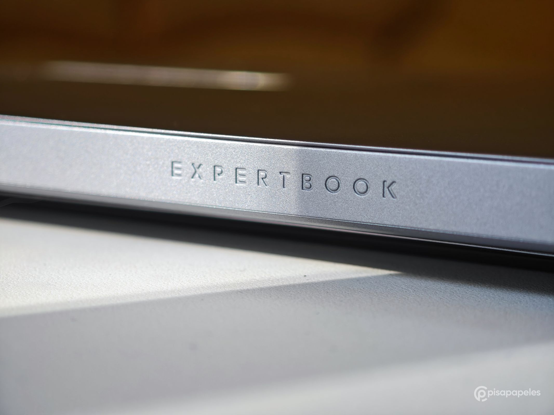 ExpertBook P5