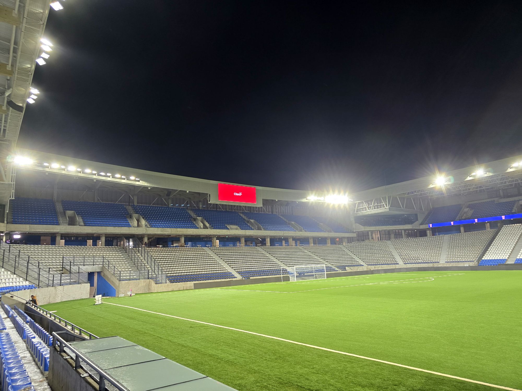 Marcadores principales LED de Samsung - Claro Arena | Fotografía Créditos: Pisapapeles
