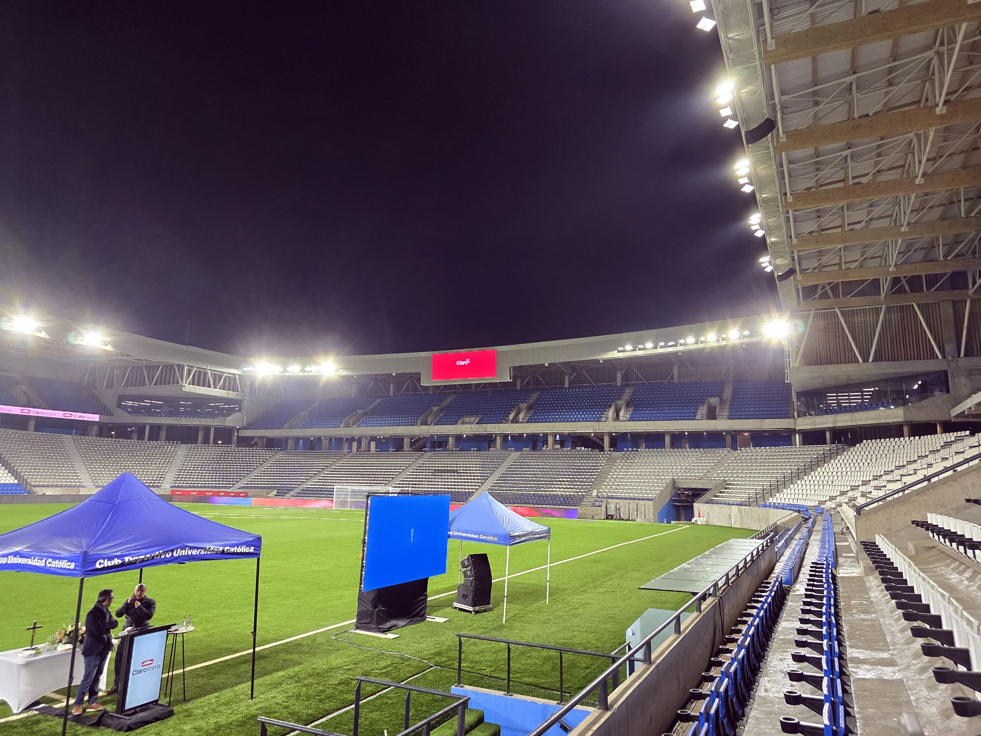 arcadores principales LED de Samsung - Claro Arena