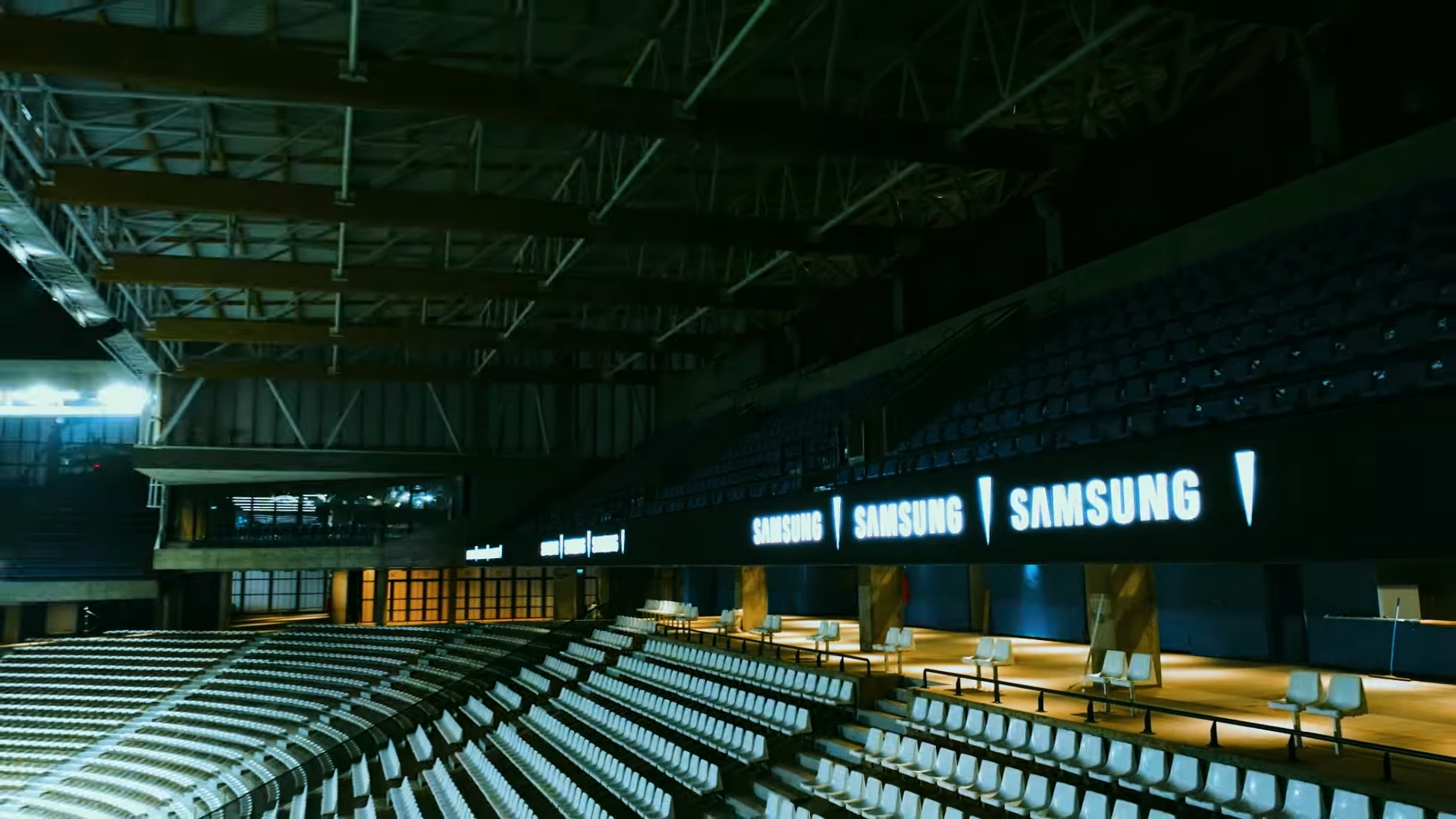 Paneles de señalización en galería | Créditos Samsung