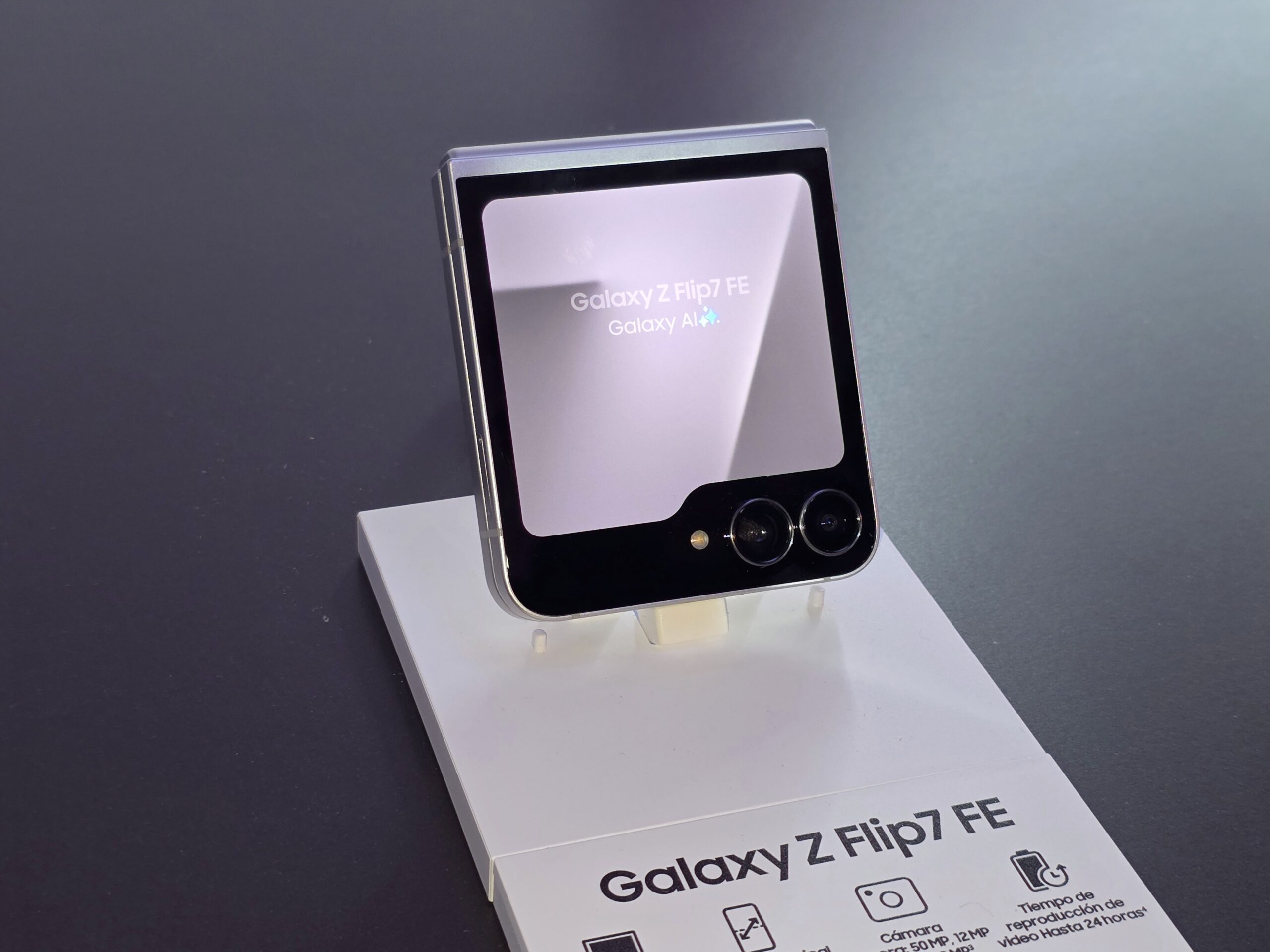 Galaxy Z Flip 7 FE
