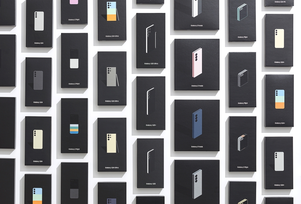 Sistema de identidad visual Galaxy, ganador del oro en los IDEA 2025 por su diseño unificado. | Créditos: Samsung