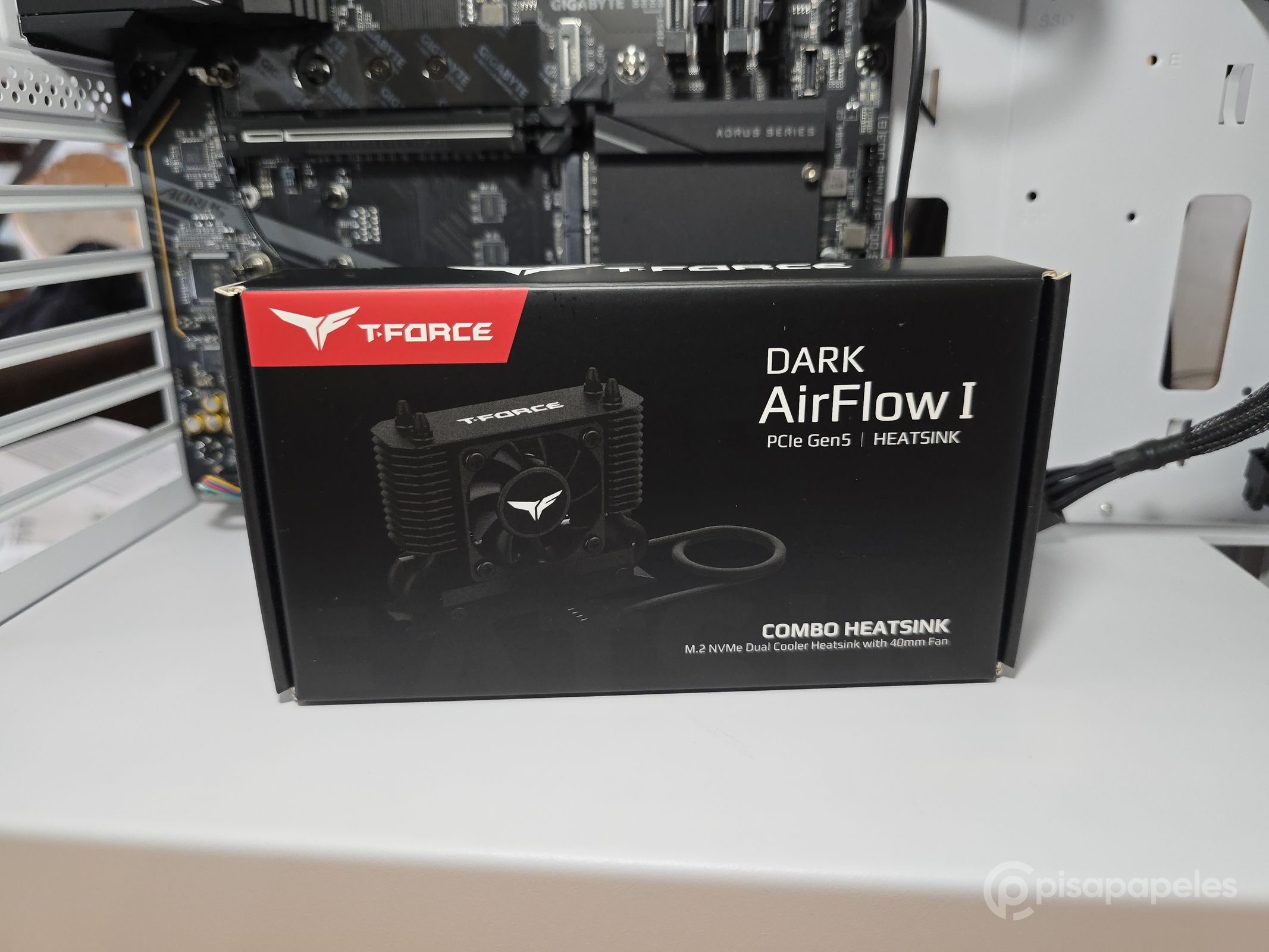 TeamGroup T-Force Z540 SSD PCIe 5.0 1 TB Pisapapeles 17