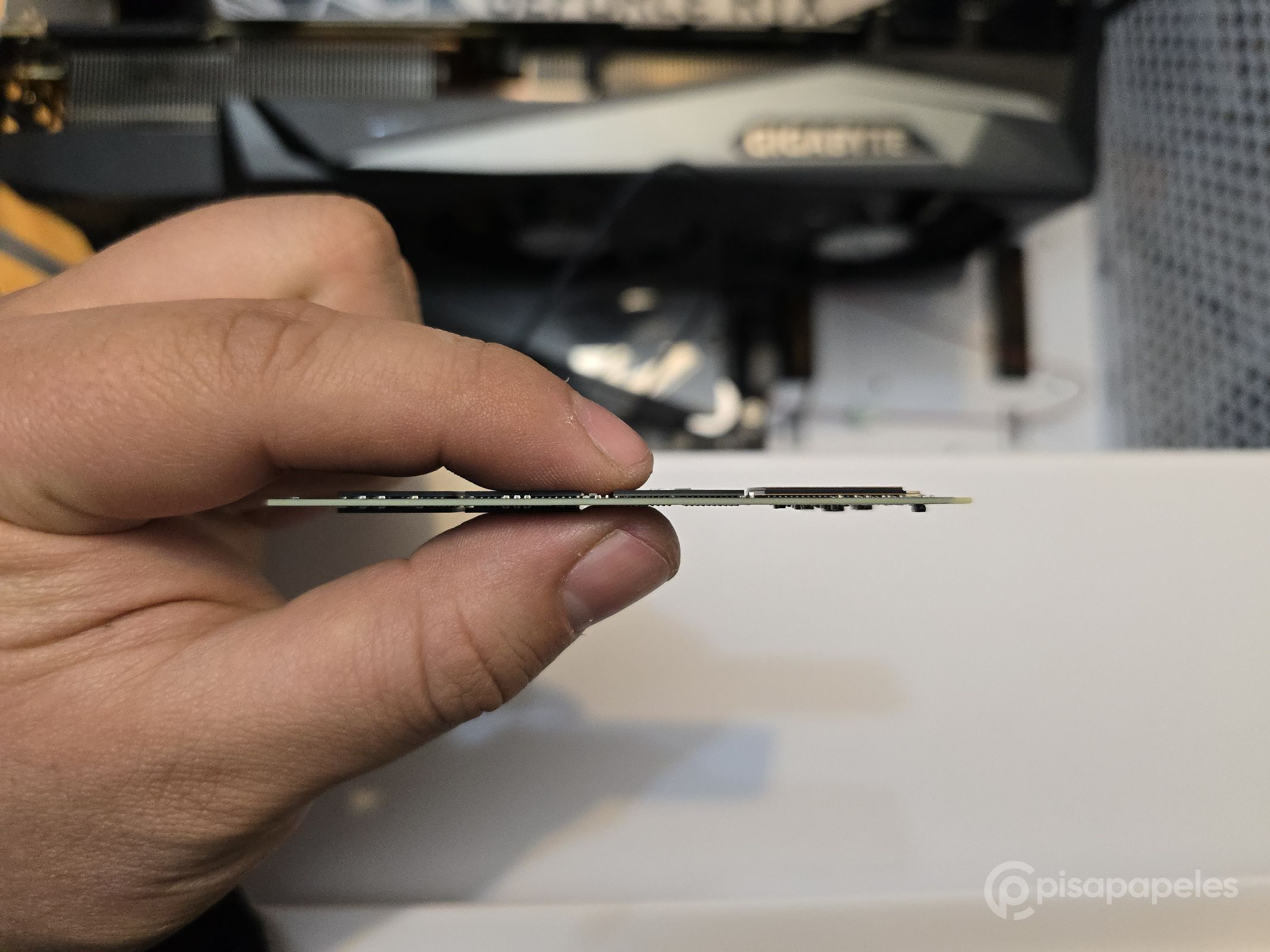 TeamGroup T-Force Z540 SSD PCIe 5.0 1 TB Pisapapeles 31