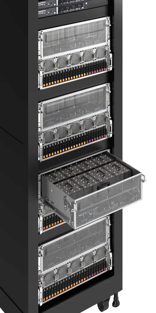Uno AMD MI300X refrigerado por aire, puede ocupar hasta 8U de espacio en el rack | Créditos: SuperMicro.