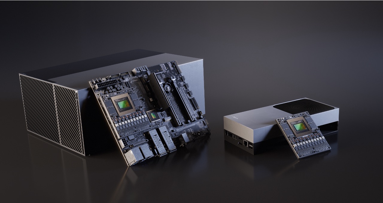 Familia de sistemas NVIDIA IGX Thor para inteligencia artificial en tiempo real. A la izquierda se observa el NVIDIA IGX T7000 board kit y a la derecha el NVIDIA IGX T5000 module