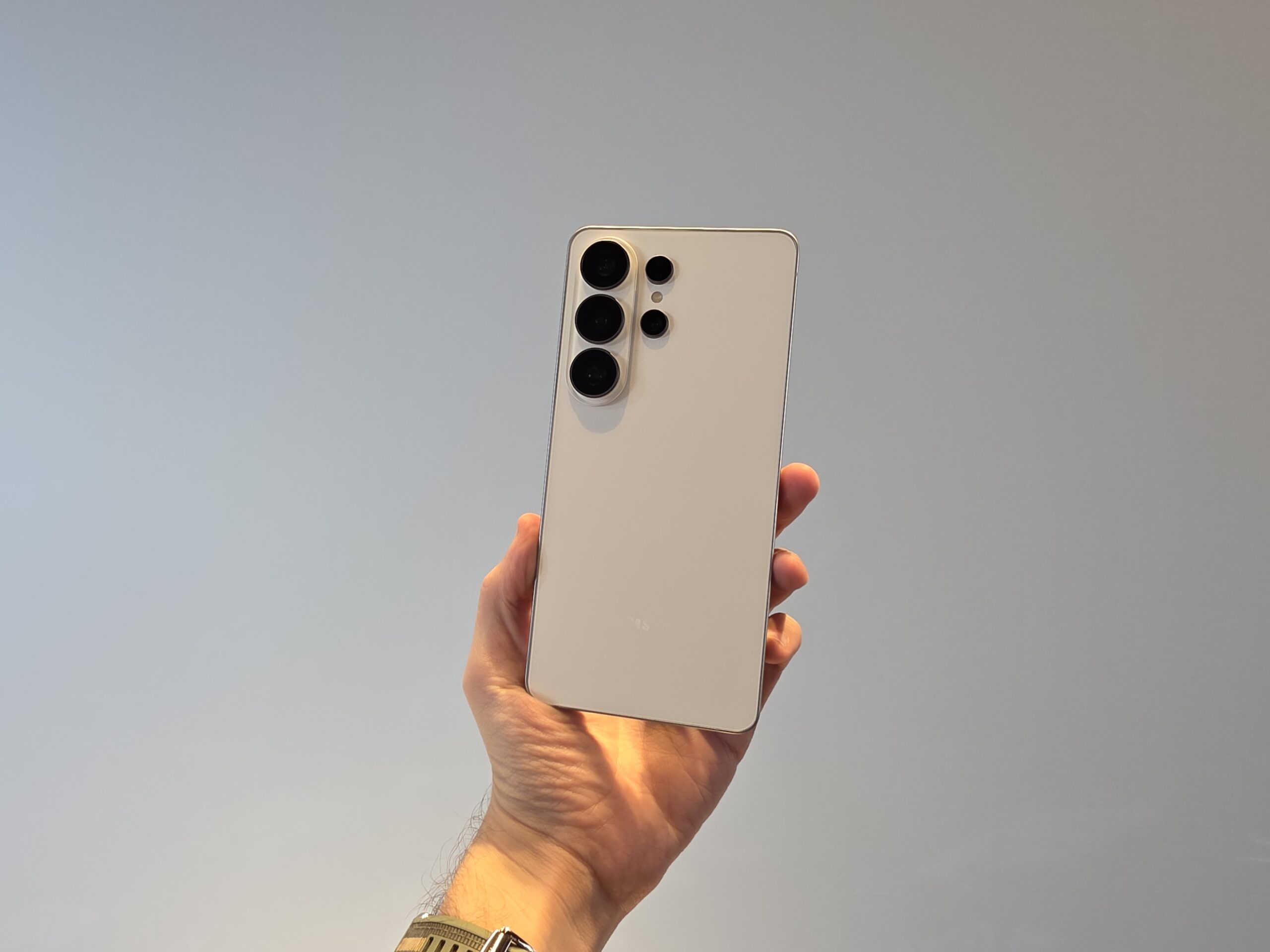 Samsung Galaxy S26 Ultra | Créditos: Pisapapeles