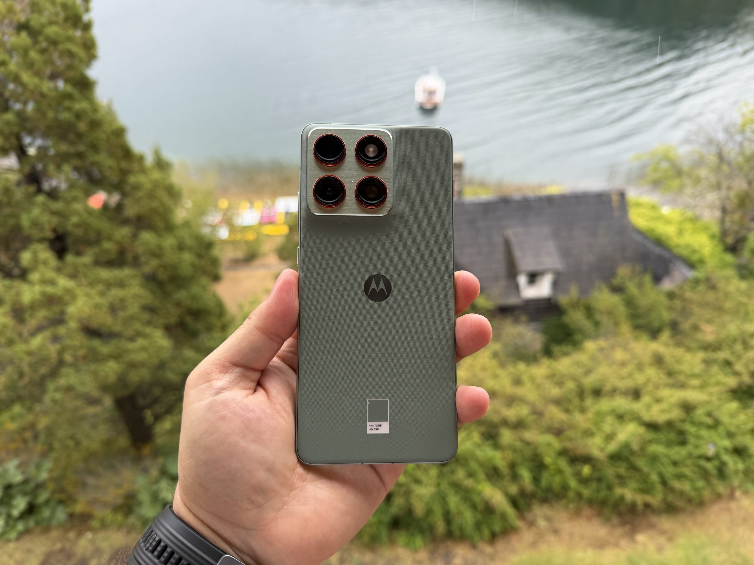 Motorola Edge 70 foto portada