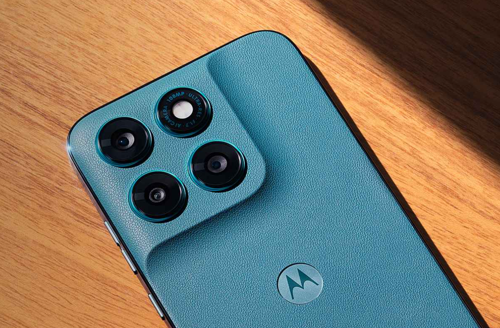 Moto G77