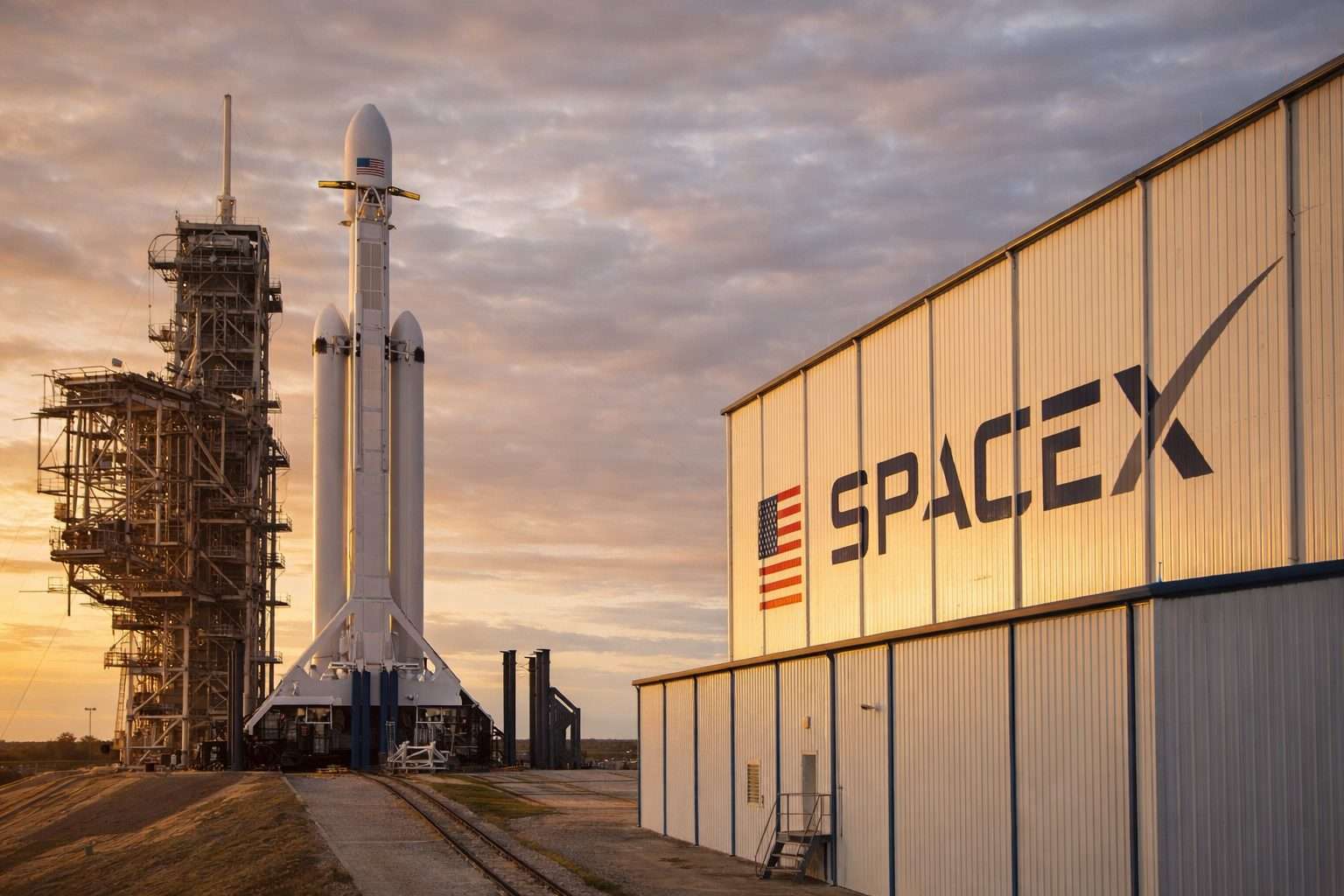 SpaceX centro de datos orbital solicitud FCC foto portada