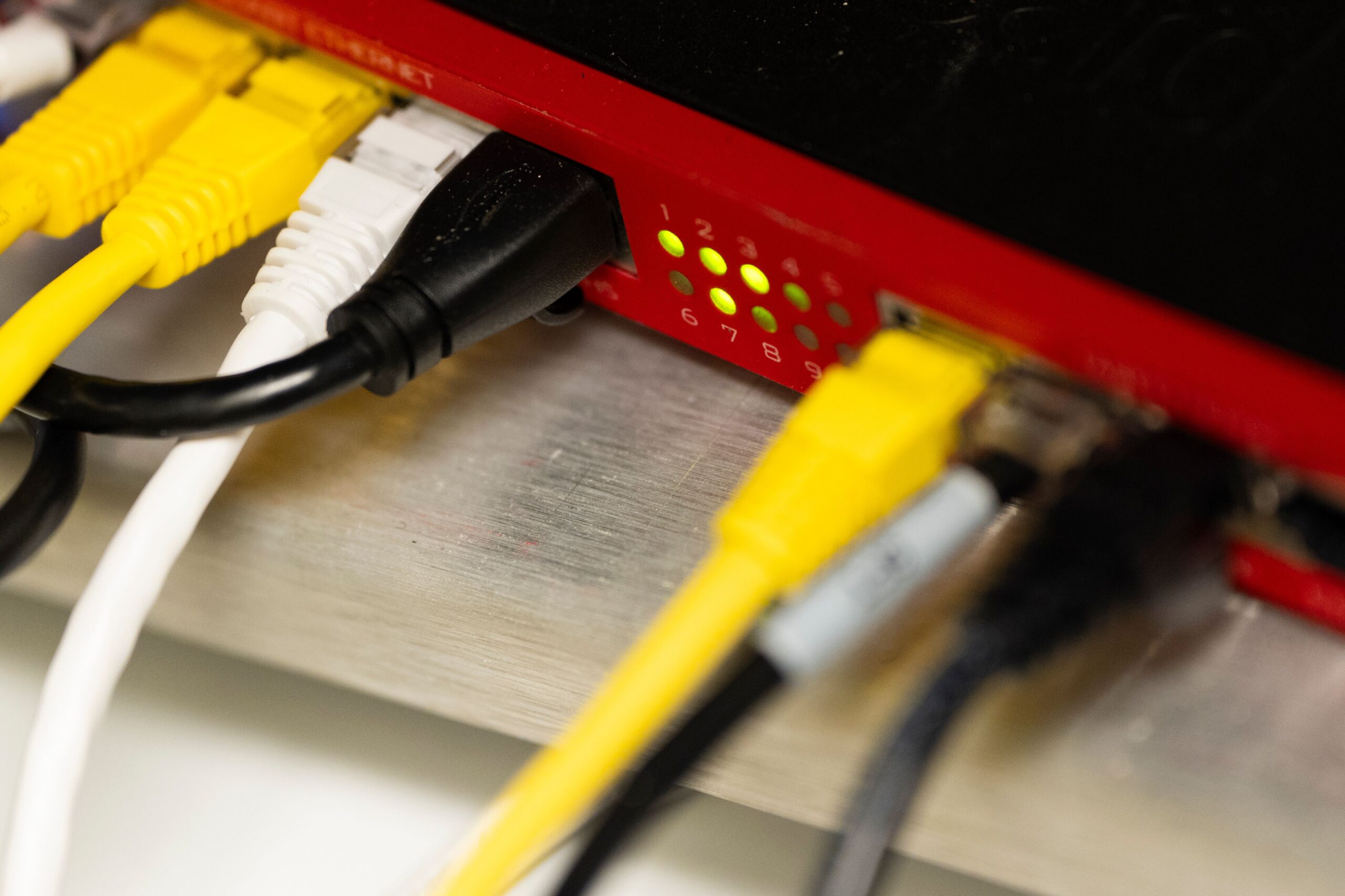 Routers baneo en USA en 2026 foto portada