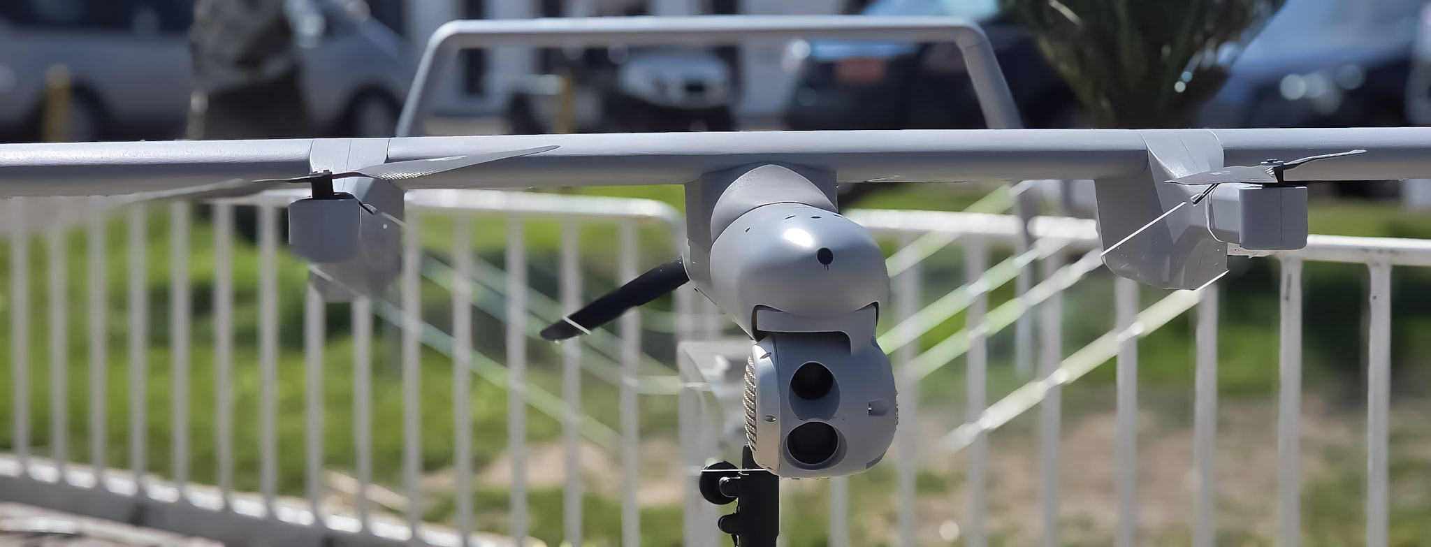 Vista frontal del y la cámara del Dron Aliaca | Créditos: Pisapapeles