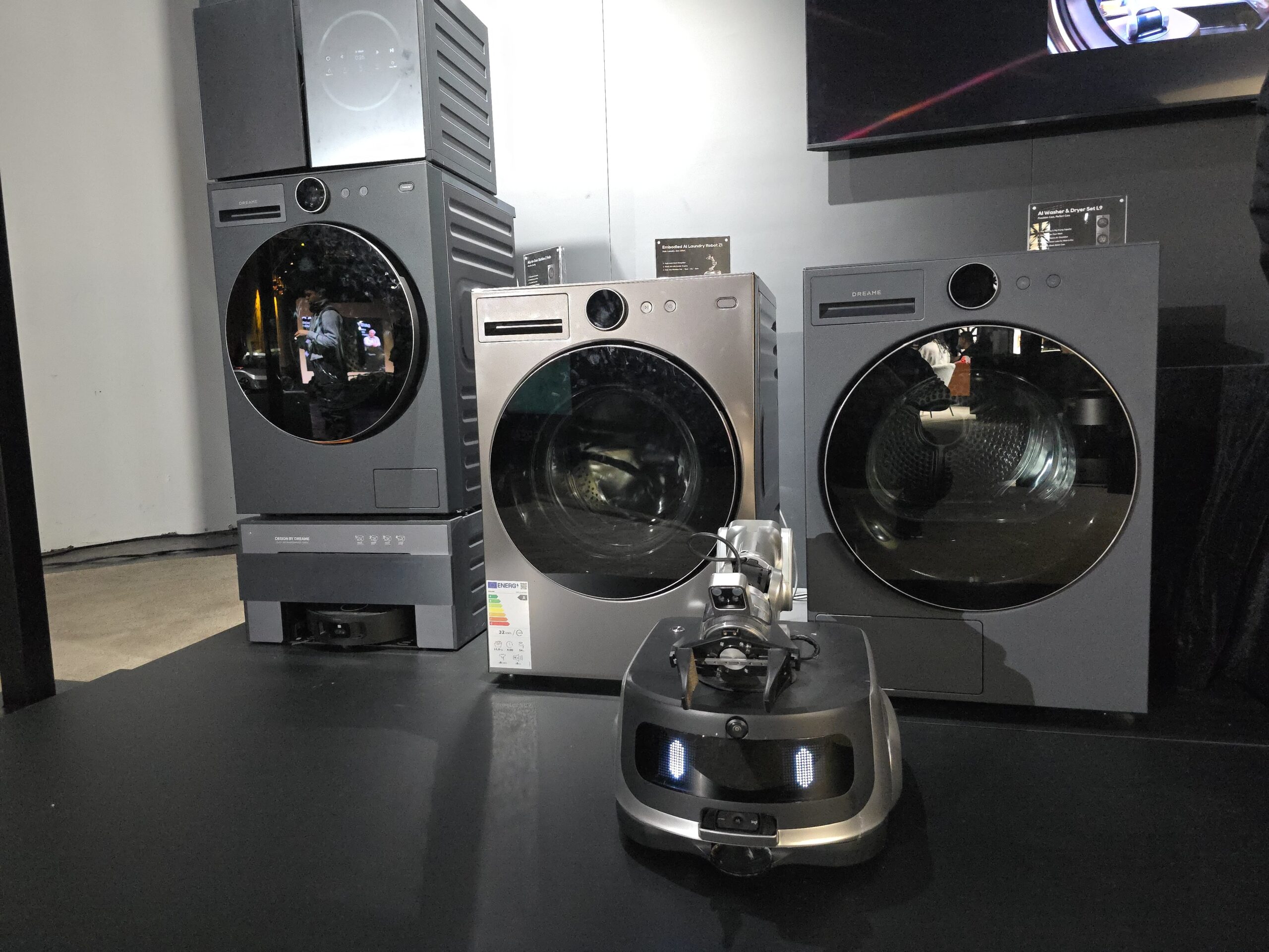 Dreame Embodied AI Laundry Robot Z1 Pisapapeles foto 2