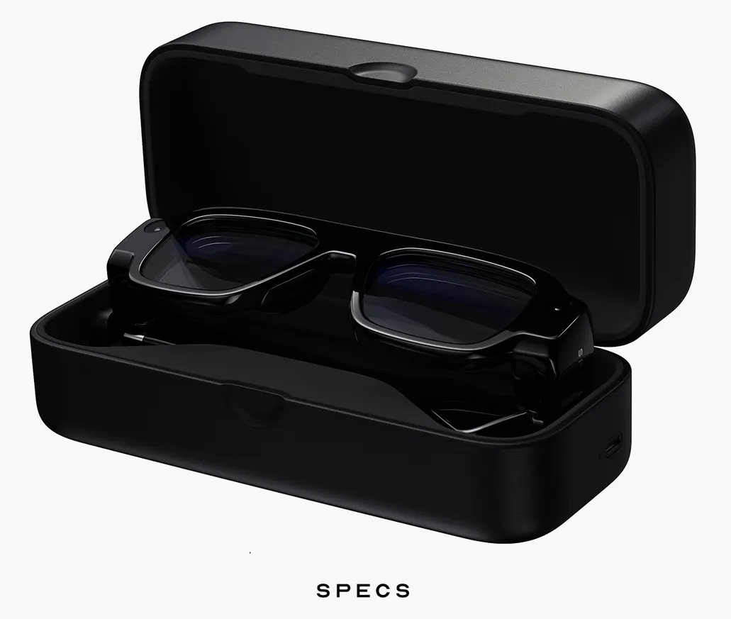 Estuche de las gafas Snap Specs. | Créditos: Snap | Vía Wired.