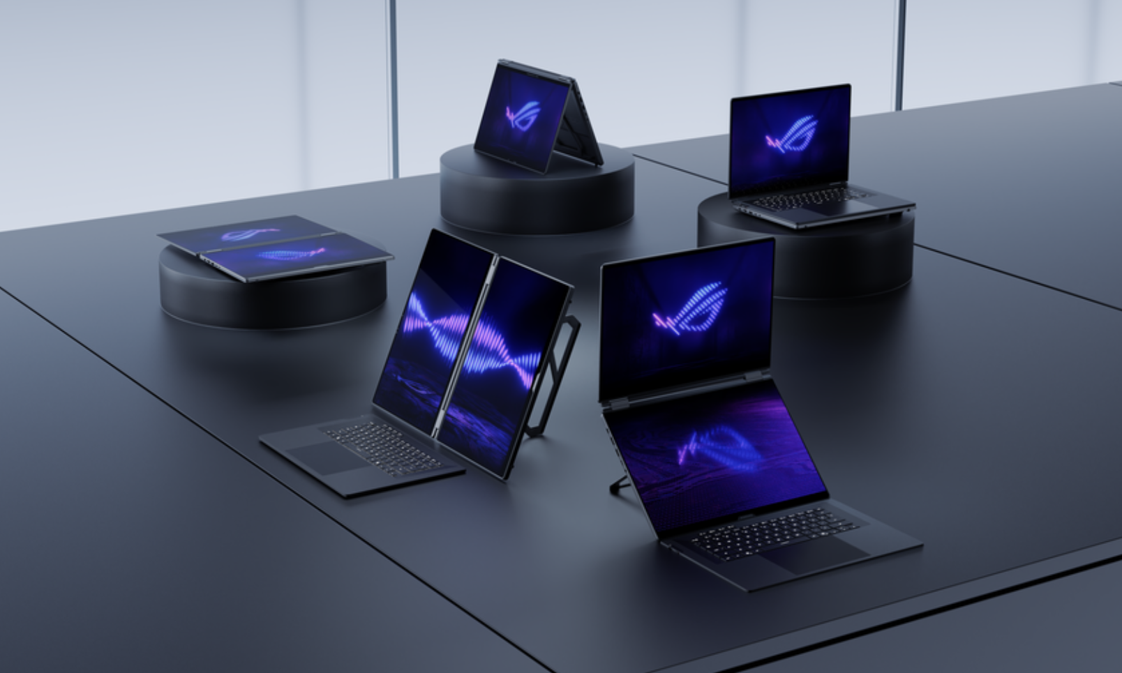 Laptop con pantalla doble ROG Zephyrus Duo 2026. | Créditos: ASUS