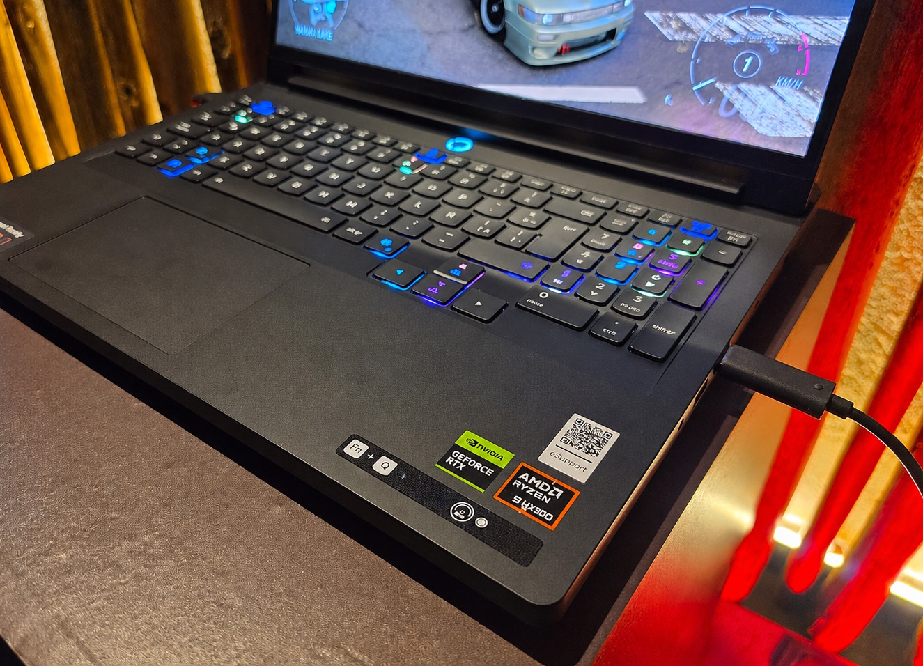 Lenovo Legion Pro 7 Gen 10 con CPU AMD Ryzen 9 9955HX3D y GPU NVIDIA RTX 5080. | Créditos: Pisapapeles