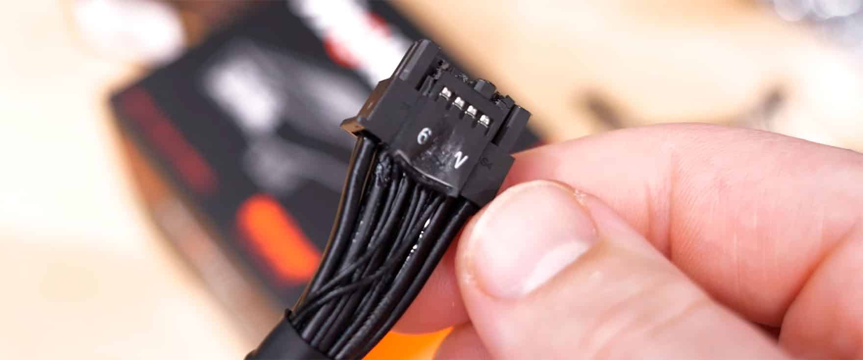 conector 12V-2x6 a 175 grados foto portada