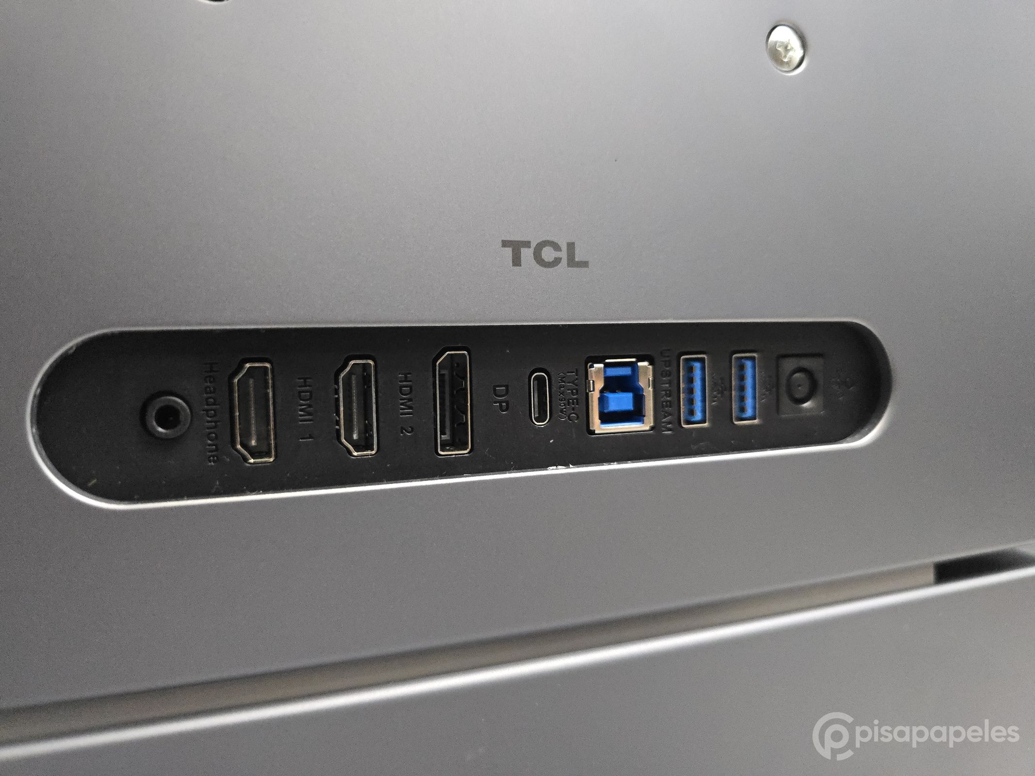 TCL 32X3A OLED+ - Pisapapeles foto 07