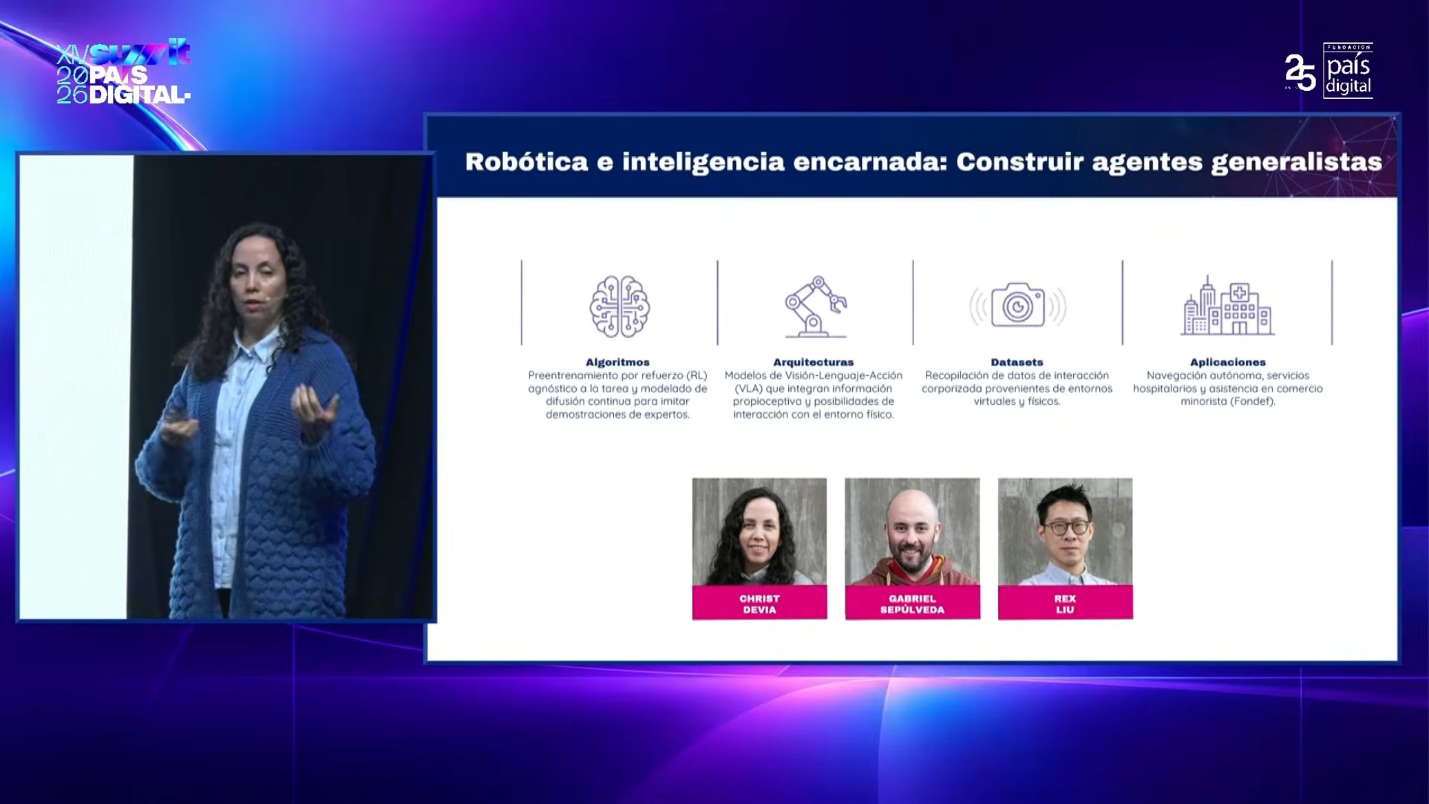 Christ Devia, investigadora de CENIA, presenta el trabajo del centro en agentes robóticos generalistas durante el Summit País Digital 2026. | Créditos: País Digital